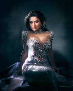 शिमरी गाउन में अवनीत कौर का ग्लैम लुक, तस्वीरें देख फैंस बोले- ‘स्टनिंग क्वीन’