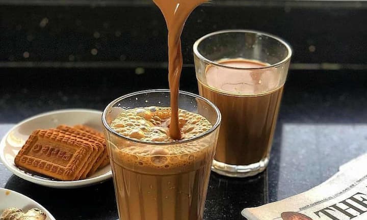 ज्यादातर मार्केट वाले बिस्कुट मैदा, ज्यादा चीनी, नमक और प्रिजर्वेटिव से बने होते हैं ऐसे में बिस्कुट चाय के साथ खाने पर ब्लड शुगर अचानक बढ़ सकता है और शरीर पर कोई नेगेटिव प्रभाव डाल सकता है.