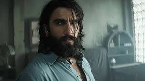 आपको बता दें कि रणवीर सिंह की फिल्म धुरंधर 250 करोड़ से ज्यादा बजट में बनी है. फिल्म ने अपने पहले वीकेंड पर 150 करोड़ से भी ज्यादा कमाई कर ली है.