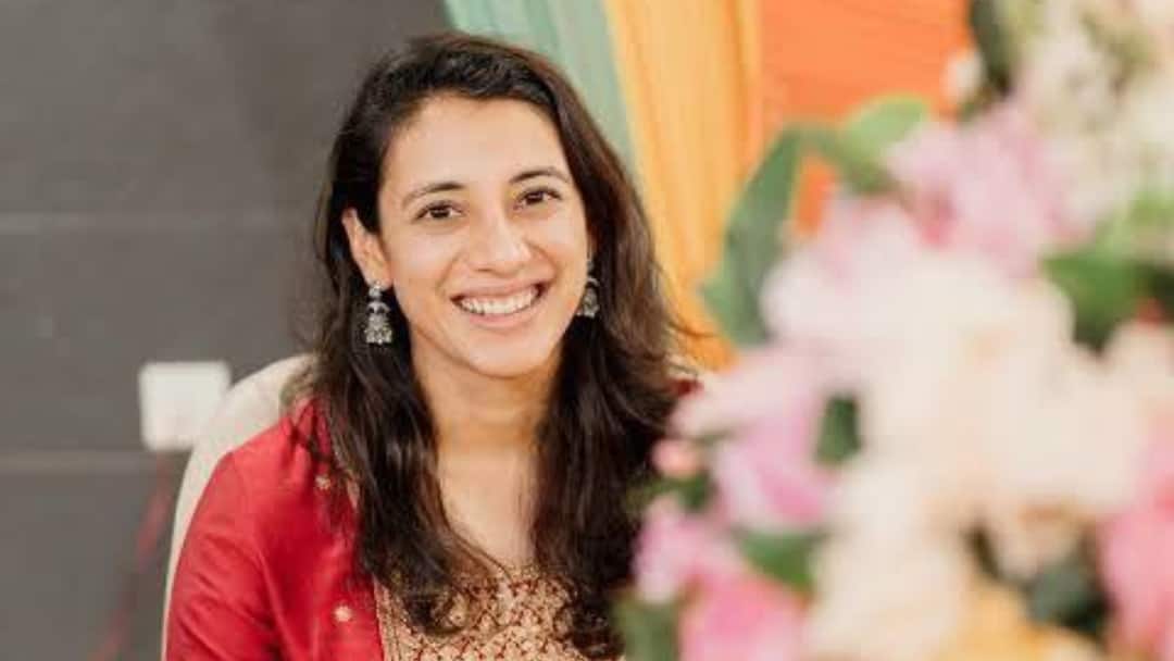 पलाश के साथ शादी टूटने के बाद पहली बार दिखीं स्मृति मंधाना, क्रिकेटर की फोटो हुई वायरल smriti mandhana started practice for india vs sri lanka t20 series her first photo viral after wedding called off with palash muchhal पलाश के साथ शादी टूटने के बाद पहली बार दिखीं स्मृति मंधाना, क्रिकेटर की फोटो हुई वायरल