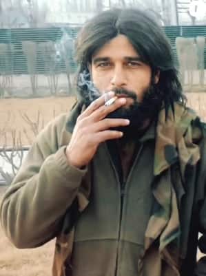 मोहित शर्मा का जन्म हरियाणा के रोहतम में हुआ था.शुरू से ही उनका सपना था कि वो एक दिन देश की सेवा करेंगे. ऐसे में उनका ये सपना जाकर नेशनल डिफेंस अकादमी और इंडियन मिलिट्री अकादमी में पूरा हुआ.