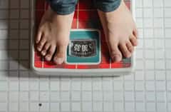 ਲੀਵਰ ਕੈਂਸਰ ਤੋਂ ਪਹਿਲਾਂ ਸਰੀਰ 'ਚ ਨਜ਼ਰ ਆਉਂਦੇ ਆਹ ਪੰਜ ਲੱਛਣ, ਪਛਾਣ ਲਏ ਤਾਂ ਬੱਚ ਜਾਵੇਗੀ ਜਾਨ