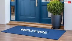 Vastu Tips: क्या आपके डोरमैट पर भी लिखा है ‘Welcome’? जानें कब ये बिगाड़ सकता है आपके घर की एनर्जी