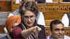 Priyanka Gandhi Vadra : 'আপনি ১২ বছর প্রধানমন্ত্রী, একই সময়কাল দেশের স্বাধীনতার জন্য জেলে কাটিয়েছেন নেহরু', মোদিকে নিশানা প্রিয়ঙ্কার