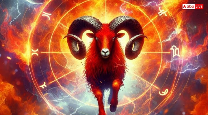 मेष राशि (Mesh Rashi)- सूर्य का गोचर आपकी राशि से नवम भाव में होगा, जोकि भाग्य का स्थान है. इस प्रकार सूर्य का यह गोचर आपको आर्थिक उन्नति प्रदान करेगा और जमीन-वाहन से जुड़ा कार्य पूरा होगा. परिवार वालों का पूरा सहयोग मिलेगा.