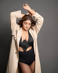 Dimple Hayathi: స్విమ్‌సూట్‌లో డింపుల్ హయతి... గ్లామరస్ కమ్‌బ్యాక్‌ ఇచ్చిన బ్యూటీ