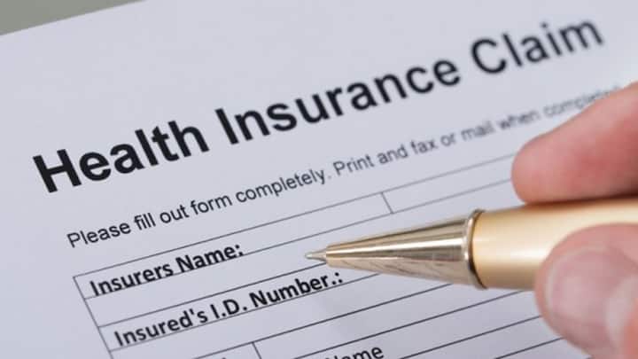 हर पॉलिसी में कुछ एक्सक्लूज़न और वेटिंग पीरियड्स होते हैं. अगर इन्हें ध्यान से न पढ़ा जाए तो फिर क्लेम रिजेक्ट हो सकता है. इसलिए पॉलिसी डॉक्यूमेंट ध्यान से पढ़ें और समझें कि कौन-से ट्रीटमेंट और डिजीज़ कवर हैं और कौन-से नहीं.