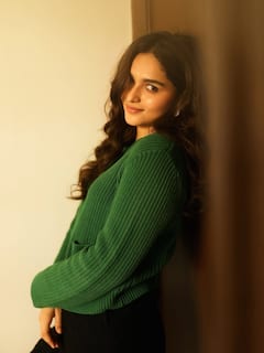 Kayadu Lohar: డిసెంబర్ జాయ్... 'ఫంకీ' హీరోయిన్ కయాదు లోహర్ లేటెస్ట్ ఫోటోలు