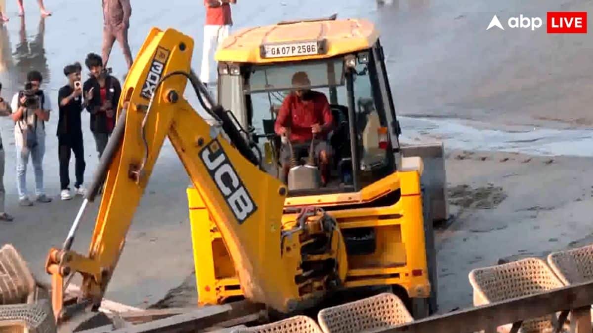 गोवा में 25 लोगों की मौत के मामले में सरकार का बड़ा एक्शन, लूथरा ब्रदर्स के क्लब पर चला बुलडोजर, देखें वीडियो