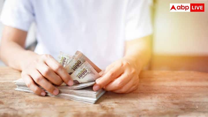 थाईलैंड में ज्यादा इंटरेस्ट रेट बेहतर रिटर्न की तलाश कर रहे हैं विदेशी निवेशकों को आकर्षित करते हैं. विदेशी धन का यह फ्लो बाट मूल्य वर्ग की संपत्तियों की मांग को बढ़ाता है. इससे रुपए के मुकाबले करेंसी का मूल्य बढ़ता है.