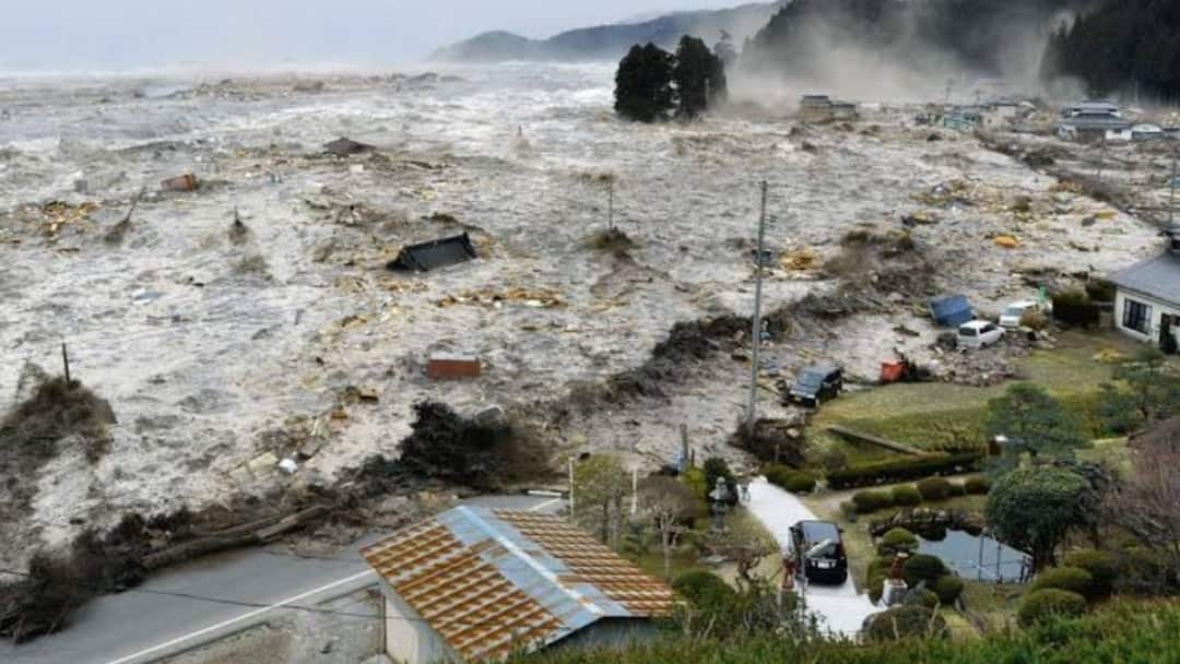 Japan Issues ‘Megaquake’ Alert After 7.5 Earthquake Strikes Northeast Coast