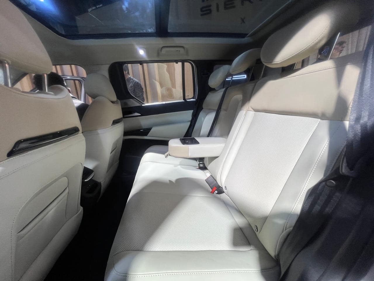 Tata Sierra Cabin Space Review: How Does It Compare With Rivals?