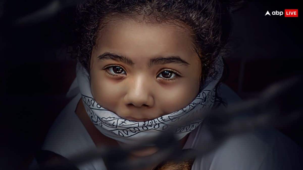 'इस्लाम कुबूल करवाकर मुस्लिम से शादी न करवा दें', पाकिस्तान में हिंदू महिला और नाबालिग बेटी का अपहरण, परिवार को सता रहा ये डर