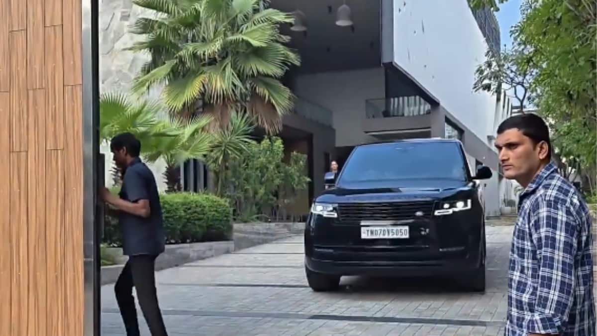 Man Carrying Gun Detained At Vijay’s Puducherry Rally; Security On High Alert