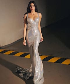 न्यू ईयर पार्टी में दिखना है गॉर्जियस तो जाह्ववी कपूर से लें आईडिया, हर कोई करेगा तारीफ