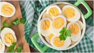 Egg Yolk: ஆத்தி..! முட்டையின் மஞ்சள் கரு சாப்பிடுவதால் மாரடைப்பு ஏற்படுமா? நிபுணர்கள் சொல்வது என்ன?