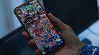 स्मार्टफोन को खराब कर देती हैं ये 5 गलतियां, आखिरी वाला तो हर कोई करता है, अभी जान लें सब कुछ