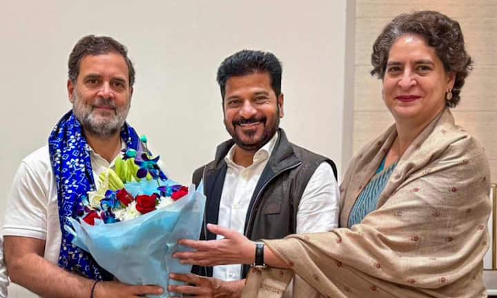 वहीं राहुल गांधी और प्रियंका गांधी दोनों ने ग्रेजुएशन और पोस्ट ग्रेजुएशन किया. लेकिन राहुल गांधी ने विदेश से M.Phil जैसी हाई डिग्री हासिल की, जबकि प्रियंका गांधी ने भारत से मास्टर डिग्री पूरी की.