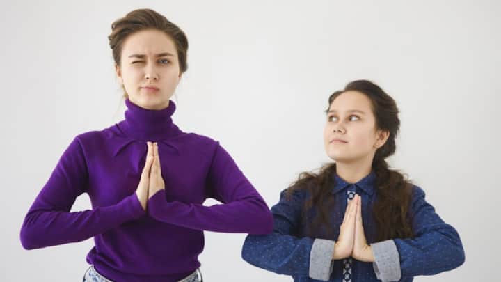 মন সায় দিচ্ছে না একেবারেই। তাও মুখের উপর ‘না’ বলতে পারছেন না। অন্যজনের বিরাগভাজন যাতে না হয়, তাই অনিচ্ছা সত্ত্বেও ‘হ্যাঁ’ বলে যেতে হয়।