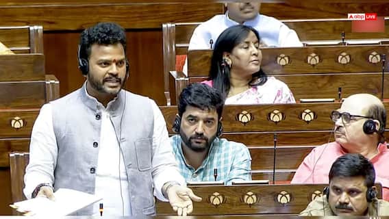 'यात्रियों की सुरक्षा से समझौता नहीं, हालात हो रहे सामान्य', संसद में बोले केंद्रीय मंत्री, सैकड़ों फ्लाइट आज भी रद्द