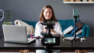 क्रिएटर्स की होगी मौज! सरकारी पैनल ने एआई कंपनियों से कहा- ट्रेनिंग के लिए कंटेट यूज करने पर देना होगा पैसा