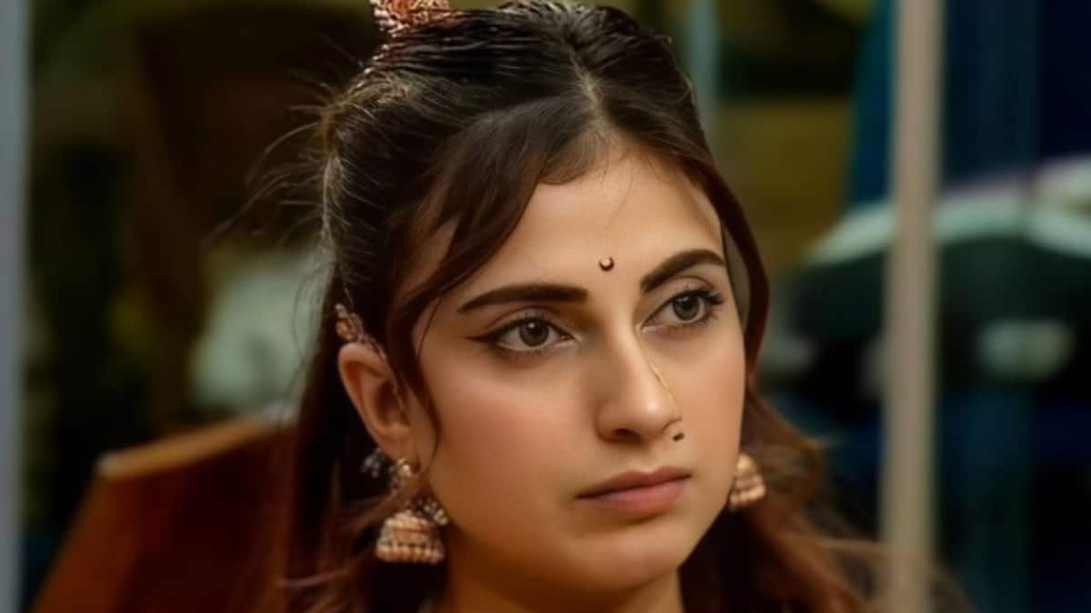 Farrhana Bhatt Says She Was 'Breaking Inside' After Bigg Boss 19 Loss, Reveals Why She Won’t Do More Reality Shows