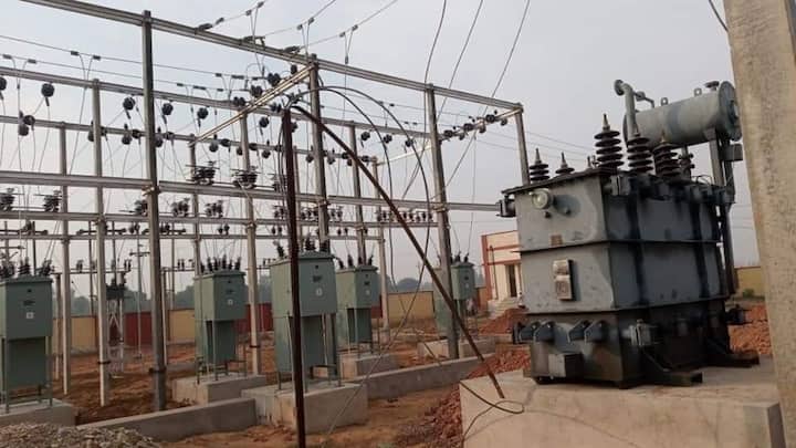 शिकायत दर्ज करने का तरीका भी बिल्कुल आसान है. यूजर फोटो और लोकेशन जैसे सबूत भी जोड़ सकता है. जिससे टीम मौके की स्थिति को साफ समझ सके. एक बार शिकायत दर्ज होते ही कंपनी की टीम जांच शुरू करती है. सही जानकारी मिलने पर तुरंत कार्रवाई होती है और रिकवरी भी तेजी से होती है.