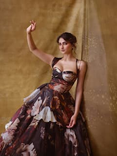 Palak Tiwari Photo: ડીપ નેકલાઇન ગાઉનમાં ચમકી પલક તિવારી, પ્રિન્સેસ લુકમાં મચાવી ધૂમ,ફેન્સ થયા ક્રેઝી