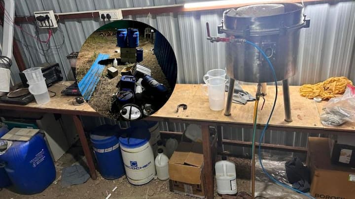 कारंजा येथील गोकुल सिटी परिसरात एमडी मादक पदार्थ तयार करून नागपूरला विक्रीला जात होता, सूत्रांच्या माहितीनुसार वैभव उर्फ भय्यु हिरालाल अग्रवाल, सोहम संजय धायगोडे आणी एक अल्पवयीन आरोपी यांना ताब्यात घेतल्याची माहिती समोर आली आहे.