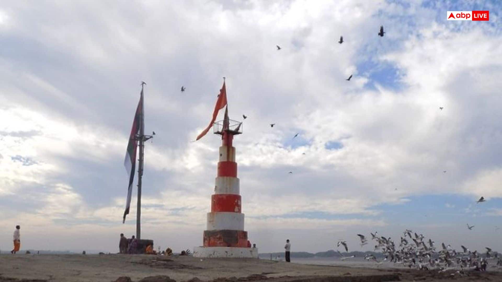 Nishkalank Mahadev Mandir: आखिर क्या है समुद्र के बीच स्थित निष्कलंक महादेव मंदिर का रहस्य?