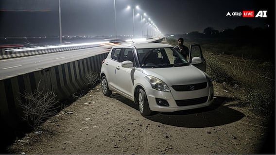 पूर्वांचल एक्सप्रेसवे पर कार में रोमांस, टोल कर्मचारी ने वीडियो बना कपल से वसूले 32 हजार, फिर कर दिया वायरल