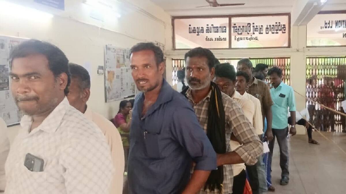 நுகர்பொருள் வாணிபக்கழகத்தில் இன்று தொழிற்சங்க அங்கீகாரத் தேர்தல்: தஞ்சாவூரில் சுறுசுறுப்பு