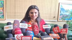 விஜய் எழுதி கொடுத்ததை பேசுகிறார்.. அவருக்கு தெரியல - பிரபல நடிகை பரபரப்பு குற்றச்சாட்டு