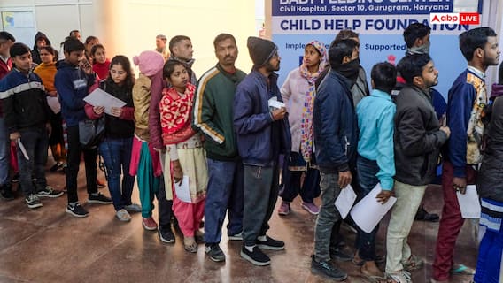 हरियाणा में अनिश्चितकालीन हड़ताल पर डॉक्टर, अस्पतालों में मरीजों की लगी लाइन