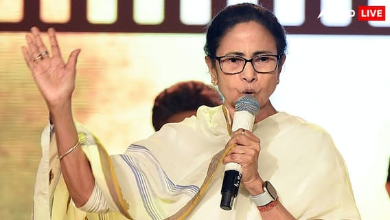 'आपके किचन में हथियार तो हैं...', बंगाल में SIR के बीच ममता बनर्जी का भड़काऊ बयान