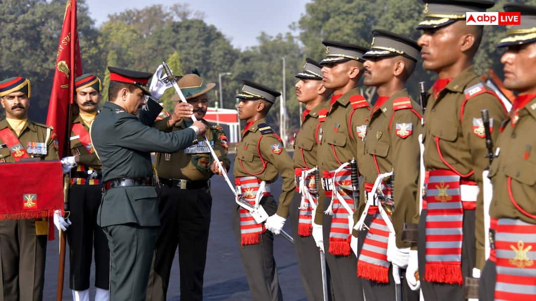 UPSC NDA 1 2026: यूपीएससी एनडीए-1 के लिए नोटिफिकेशन जारी, इतने पदों पर निकली वैकेंसी; ये कर सकते हैं आवेदन UPSC NDA and NA I 2026 Notification Released 394 Posts for Army Navy and Air Force Officers UPSC NDA 1 2026: यूपीएससी एनडीए-1 के लिए नोटिफिकेशन जारी, इतने पदों पर निकली वैकेंसी; ये कर सकते हैं आवेदन