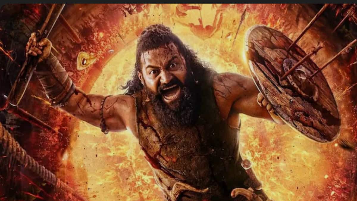 वर्षभरात दोन खलनायकी अवतार अन् Box Officeवर वादळ उठवलं, अक्षय खन्नाने सगळे रेकॉर्ड मोडले; अक्षय कुमारसह कित्येकांना सोडलं मागे