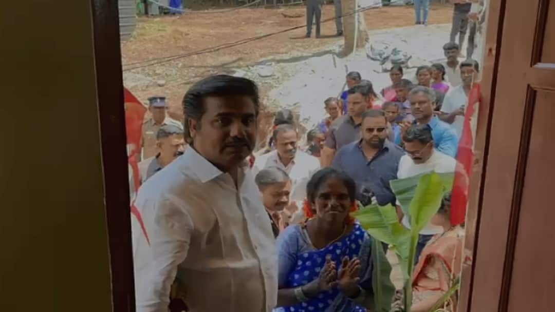 கொடைக்கானல் பழங்குடியினர் குடும்பங்களுக்கு நிரந்தர வீடுகள் அமைத்து தந்த தஞ்சாவூர் சதீஷ்குமார் பான்சாலே