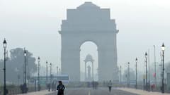 दिल्ली में कोहरे के साथ शीतलहर का आगाज, पॉल्यूशन में मामूली राहत लेकिन हवा अब भी खराब