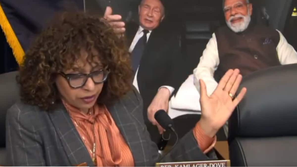 ‘Cutting Our Nose To ...’: US Lawmaker Uses Modi–Putin Selfie To Warn Washington On India Policy