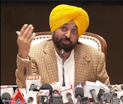 ਬਾਜਵਾ, ਵੜਿੰਗ, ਸਿੱਧੂ ਵਜਾਉਂਦੇ ਰਹੇ ਟੱਲ, ਚੰਨੀ ਕਰ ਗਿਆ ਮਸਲੇ ਹੱਲ, ਦੇਖੋ ਕਿਵੇਂ AAP ਨੇ ਉਡਾਏ ਕਾਂਗਰਸ ਦੇ ਹੋਸ਼