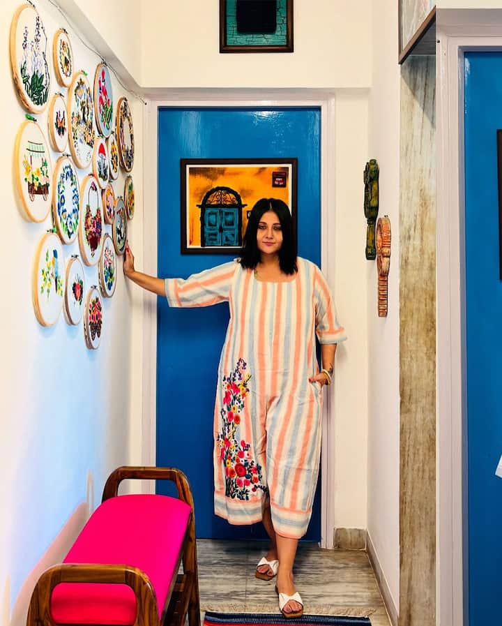 इंटरव्यू के दौरान जितेश पिल्लई ने मजाक में 6 रिलेशनशिप को बहुत कम बताया था. जिस पर स्वास्तिका ने हंसते हुए कहा था. 'मैं जानती हूं ये बहुत कम है… इसलिए 50 की होने से पहले शायद मुझे और रिलेशनशिप कर लेने चाहिए.'