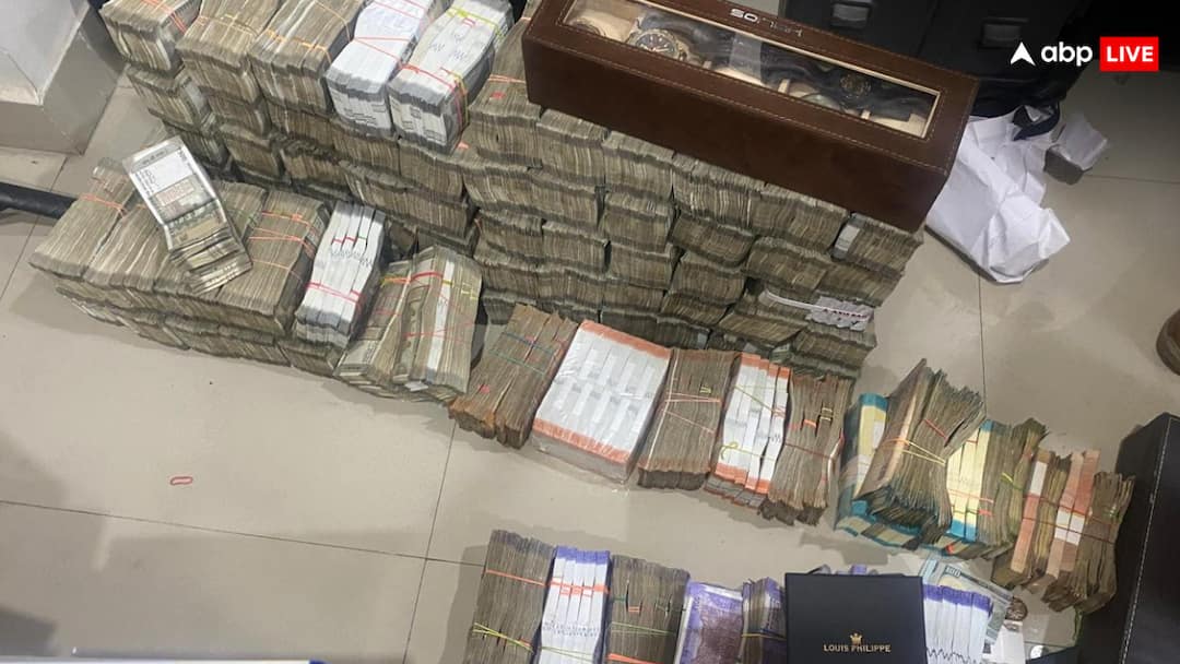 CBI ने इंटरनेशनल साइबर क्राइम नेटवर्क का किया भंडाफोड़, नोएडा, दिल्ली और कोलकाता में मारे छापे, 6 आरोपी गिरफ्तार cbi busted international cyber crime network running in noida up conduct raids in delhi and kolkata arrests 6 accused ann CBI ने इंटरनेशनल साइबर क्राइम नेटवर्क का किया भंडाफोड़, नोएडा, दिल्ली और कोलकाता में मारे छापे, 6 आरोपी गिरफ्तार