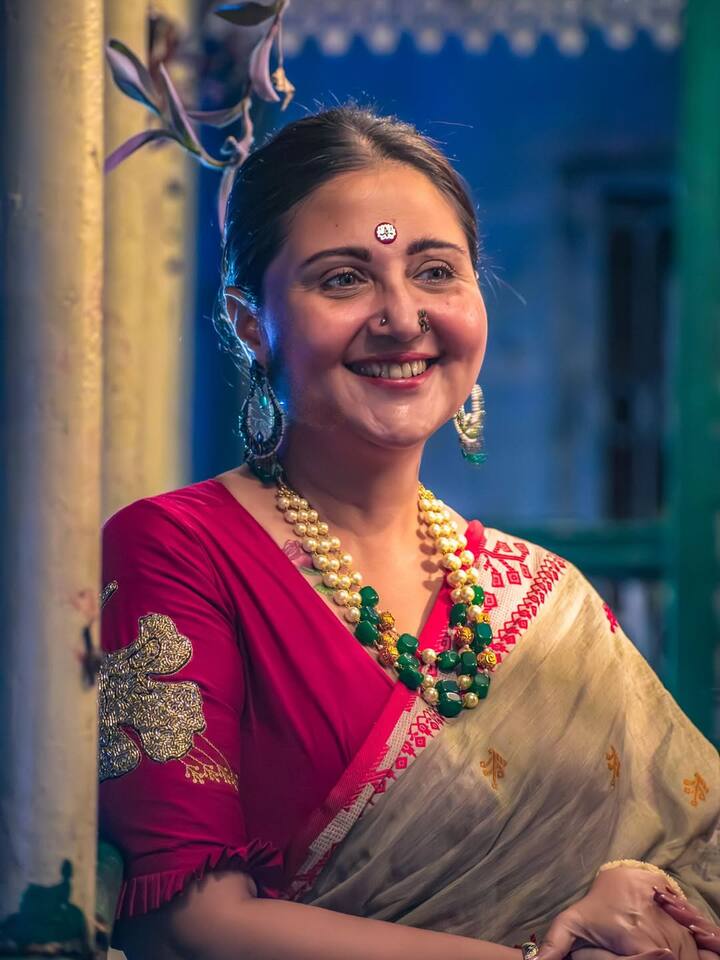 सबसे बड़ा दर्द यह था कि उनकी बेटी ने भी उनसे नफरत करना शुरू कर दिया. मां बेटी का यह रिश्ता सालों तक तनावपूर्ण रहा. स्वास्तिका ने बताया कि जैसे-तैसे उन्होंने खुद को संभाला और अपनी बच्ची के लिए लड़ती रहीं.