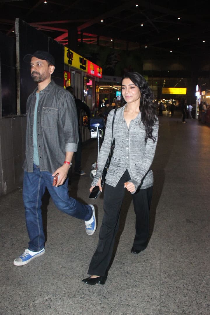 शादी के बाद की कपल की ये पहली सार्वजनिक अपीयरेंस थी.