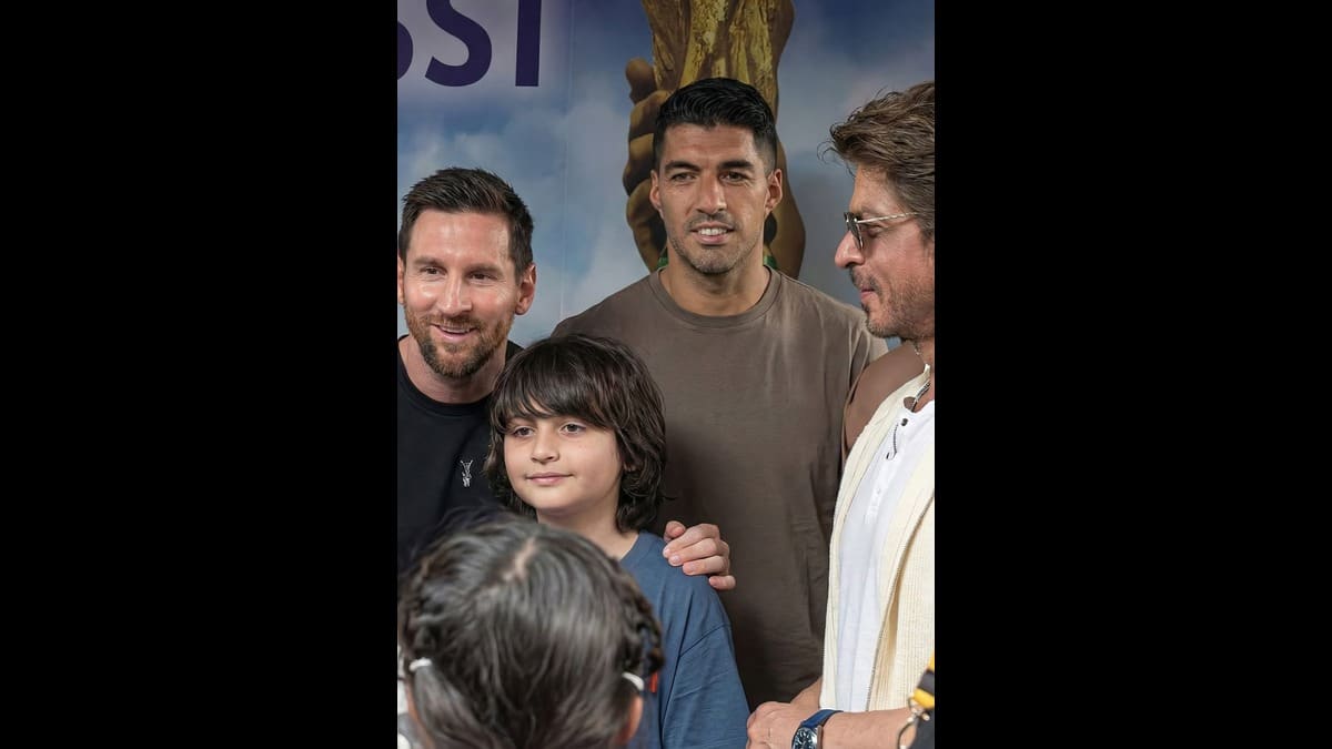Two GOATs, One Moment: Lionel Messi Meets Shah Rukh Khan During Kolkata Visit