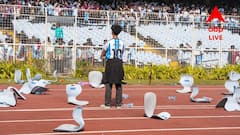 নিষেধাজ্ঞা, পুলিশের আশ্বাসের পরও মাঠে কীভাবে ঢুকল জলের বোতল? যুবভারতী-কাণ্ডে উঠছে প্রশ্ন