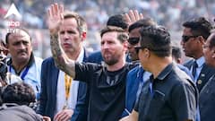 কিছু অতি হ্যাংলা লোক... মেসি-শো নিয়ে ধুন্ধুমারের পর নাম না করে কি অরূপকে বিঁধলেন কুণাল?