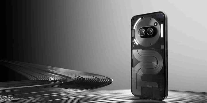 2025 में लॉन्च हुए किफायती सेल्फी कैमरा फोन्स ने साबित कर दिया है कि अच्छी फोटो के लिए अब भारी-भरकम रकम खर्च करना जरूरी नहीं. Nothing Phone 3a उन लोगों के लिए अच्छा विकल्प है जो कैमरा के साथ-साथ स्टाइल भी चाहते हैं. इसमें 32 मेगापिक्सल का सेल्फी कैमरा मिलता है जबकि पीछे की तरफ तीन कैमरों का सेटअप दिया गया है. फोन Snapdragon 7s Gen 3 प्रोसेसर पर चलता है और Android 15 के साथ आता है जिसे आगे चलकर Android 16 में अपडेट किया जा सकेगा. बड़ी AMOLED डिस्प्ले, 120Hz रिफ्रेश रेट और 5000mAh बैटरी के साथ फास्ट चार्जिंग इसे एक ऑल-राउंडर बनाती है.