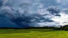 Gujarat Weather: गुजरात में 17 दिसंबर से बदलेगा मौसम, होगी बारिश... बढ़ेगी ठंड, जानिए ताजा अपडेट